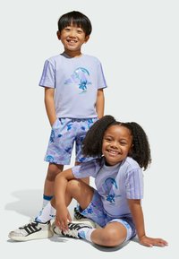 adidas Sportswear DISNEY LILO AND STITCH  TEE SET  - Shorts - violet tone   light purple