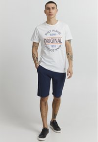 Blend BHSWEATSHORTS SLIM FIT - Treniņtērpa apakšdaļas - dress blues