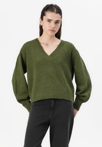 Vero Moda VMBOOM V NECK VER - Strickpullover - cypress