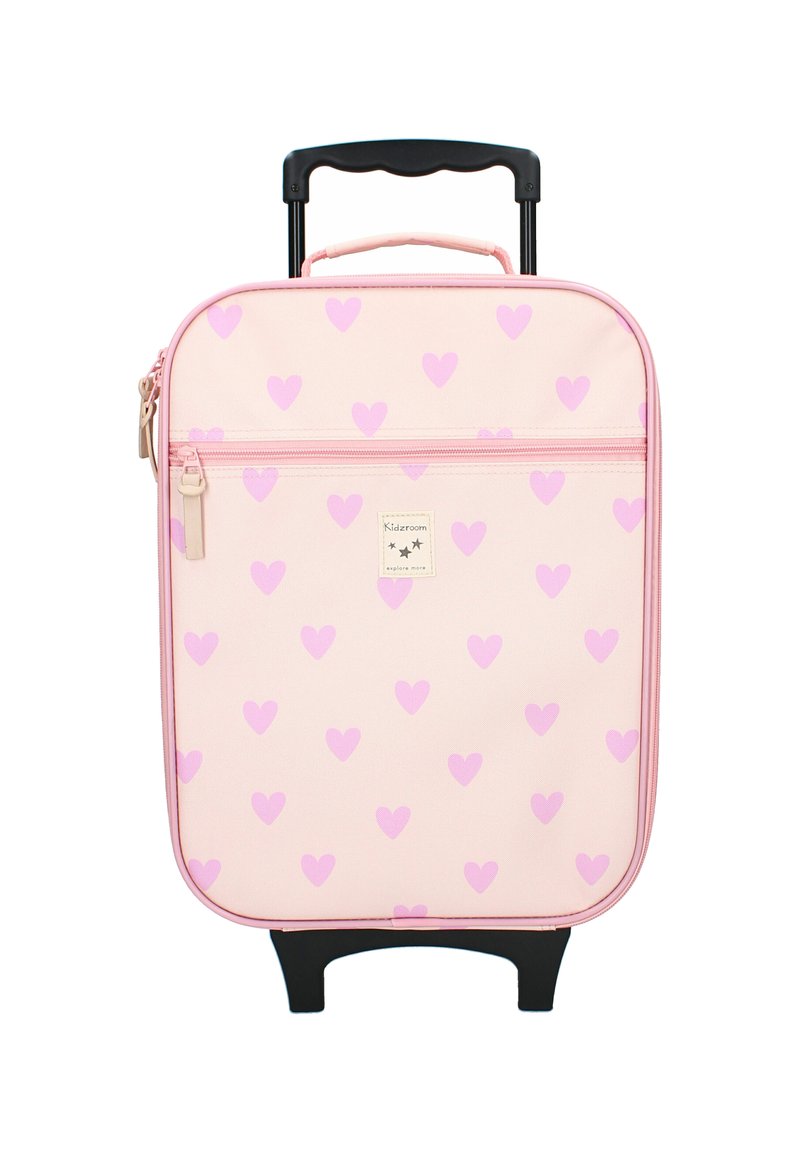 Kleine rosa Fahrkoffer für Kinder mit lila Herzmuster, vorderer Reißverschlusstasche und schwarzen Griff und Rädern.