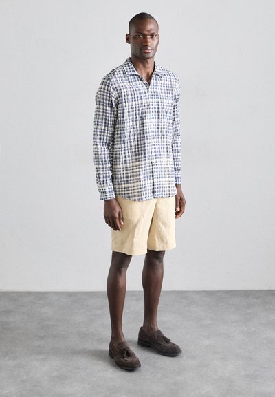 Paul Smith Šortky - sand