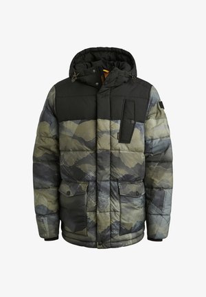 Pánská zimní bunda s podšívkou v zeleno-šedém maskáčovém vzoru, černým hrdlem a kapucí, předními klopovými kapsami a náprsní kapsou na knoflík.