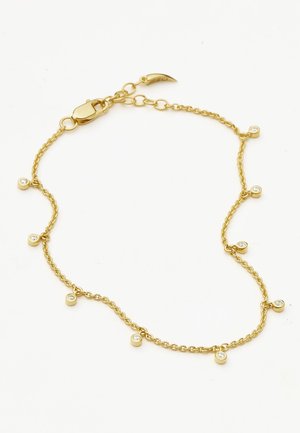 Brățară din lanț de aur cu accente metalice rotunde mici, având pietre clare încorporate, creând un design delicat și complex.