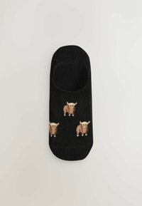 Czarna skarpetka za kostkę z wzorem małych, brązowych rysunków szkockich krów w różnych pozach. Wykonana z miękkiego, teksturowanego materiału.