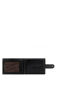 Portafoglio in pelle nera con una texture liscia, dotato di una finestra trasparente per l'ID, slot per carte e un'apertura a scatto su un lato.