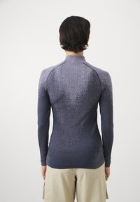 ODLO TURTLE NECK HALF ZIP PERFORMANCE WARM - Apakškrekls - gray ridge
