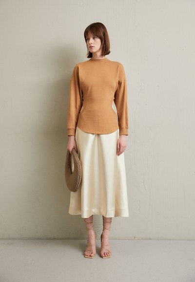 A.W.A.K.E. MODE LONG SLEEVE WITH CUT OUT DETAIL - Μπλούζα με μακριά μανίκια - terracotta