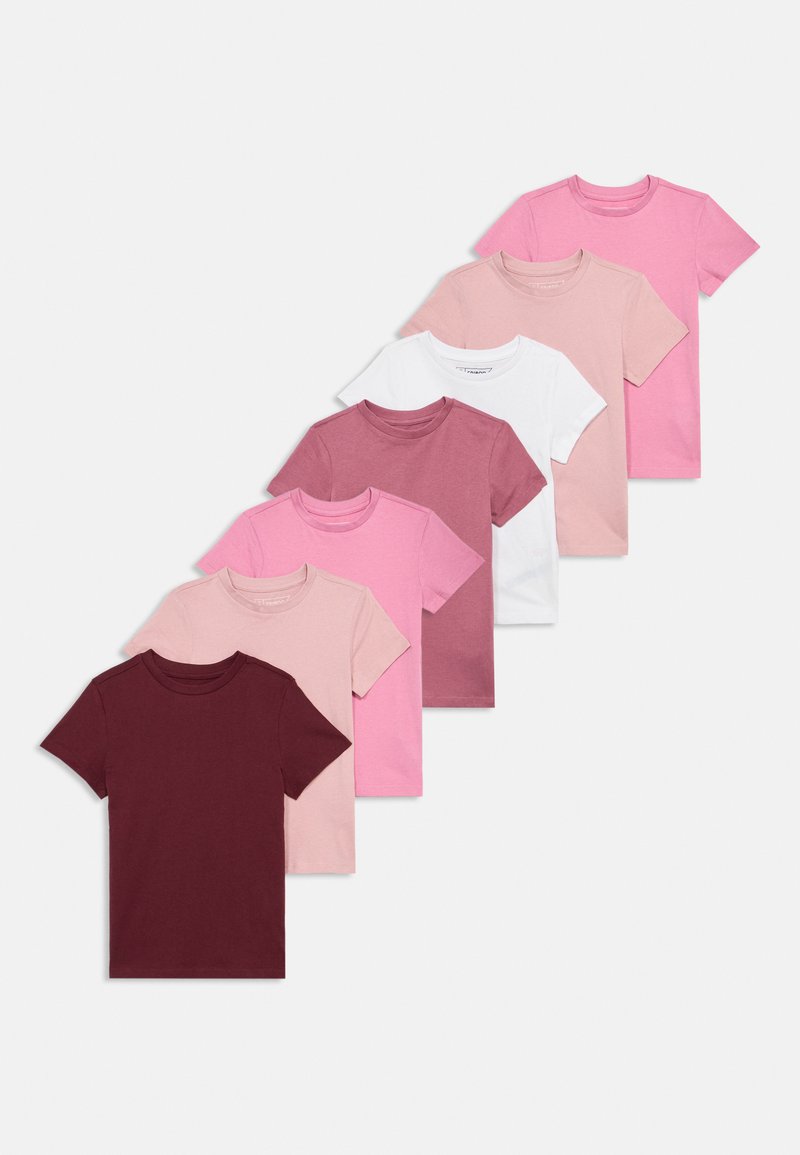 Conjunto de sete t-shirts em vários tons de rosa e bordô. Manga curta, design de gola redonda, material em algodão suave, lisas sem padrões.