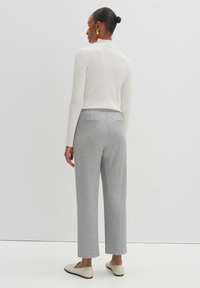 someday. CABIEN SOFT - Broek - hazy fog melange