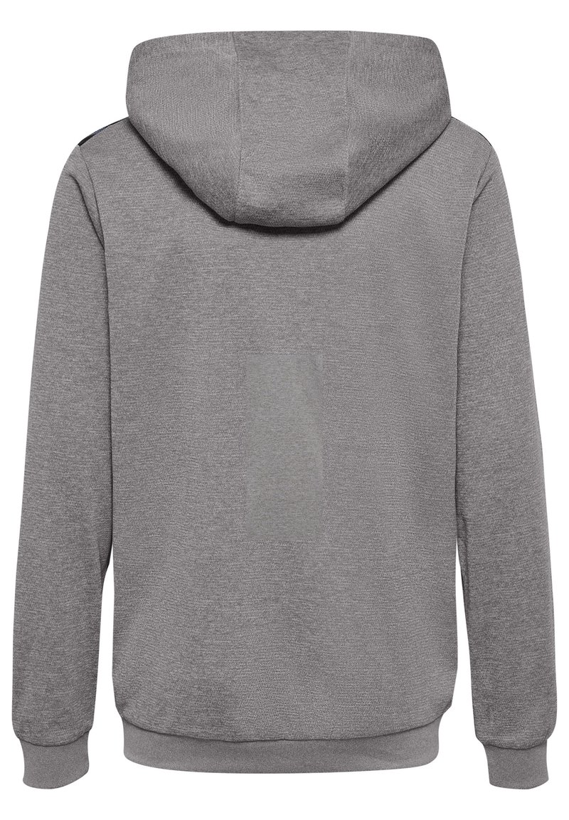 Grå hættetrøje lavet af tekstureret stof, med lange ærmer og en frontlomme. Designet er enkelt uden synlige mønstre.