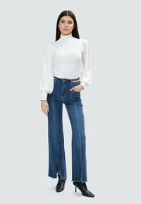INFLUENCER CABLE COLLAR - Strickpullover - off white