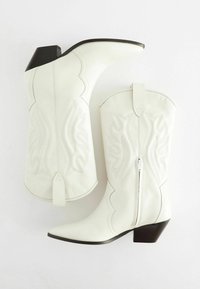 Next Kaubojiški / motociklininko stiliaus aulinukai - white