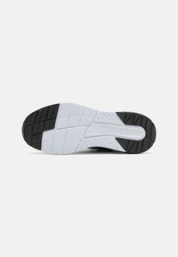 Champion RAMP UP RIPSTOP - Avalynė treniruotėms - grey/black/orange