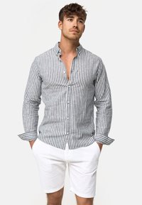 INDICODE JEANS - BRAYDEN - Button down-skjorte - navy Miniatyrbilde 1