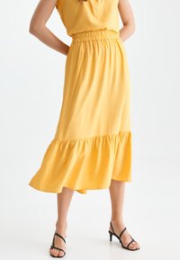 SAMOA - Fustă în formă de A - yellow