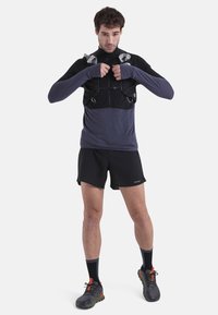 icebreaker T-Shirt sport - black graphite cb