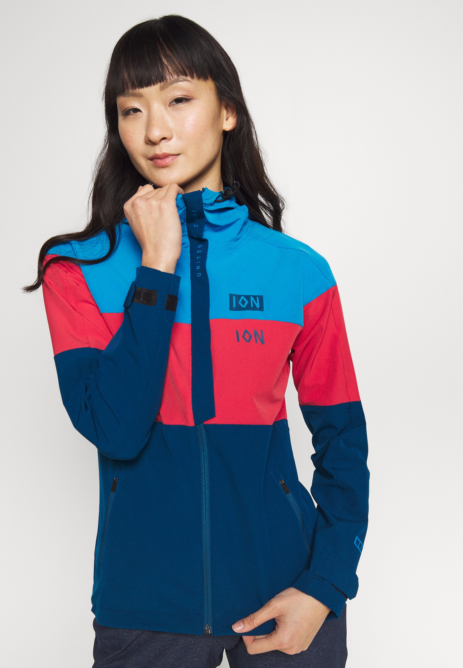 ion softshell jacket shelter