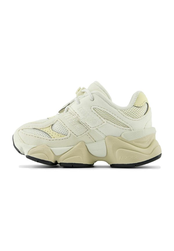 9060 – Laufschuh Straße