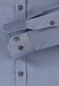 Thumbnail Image 4