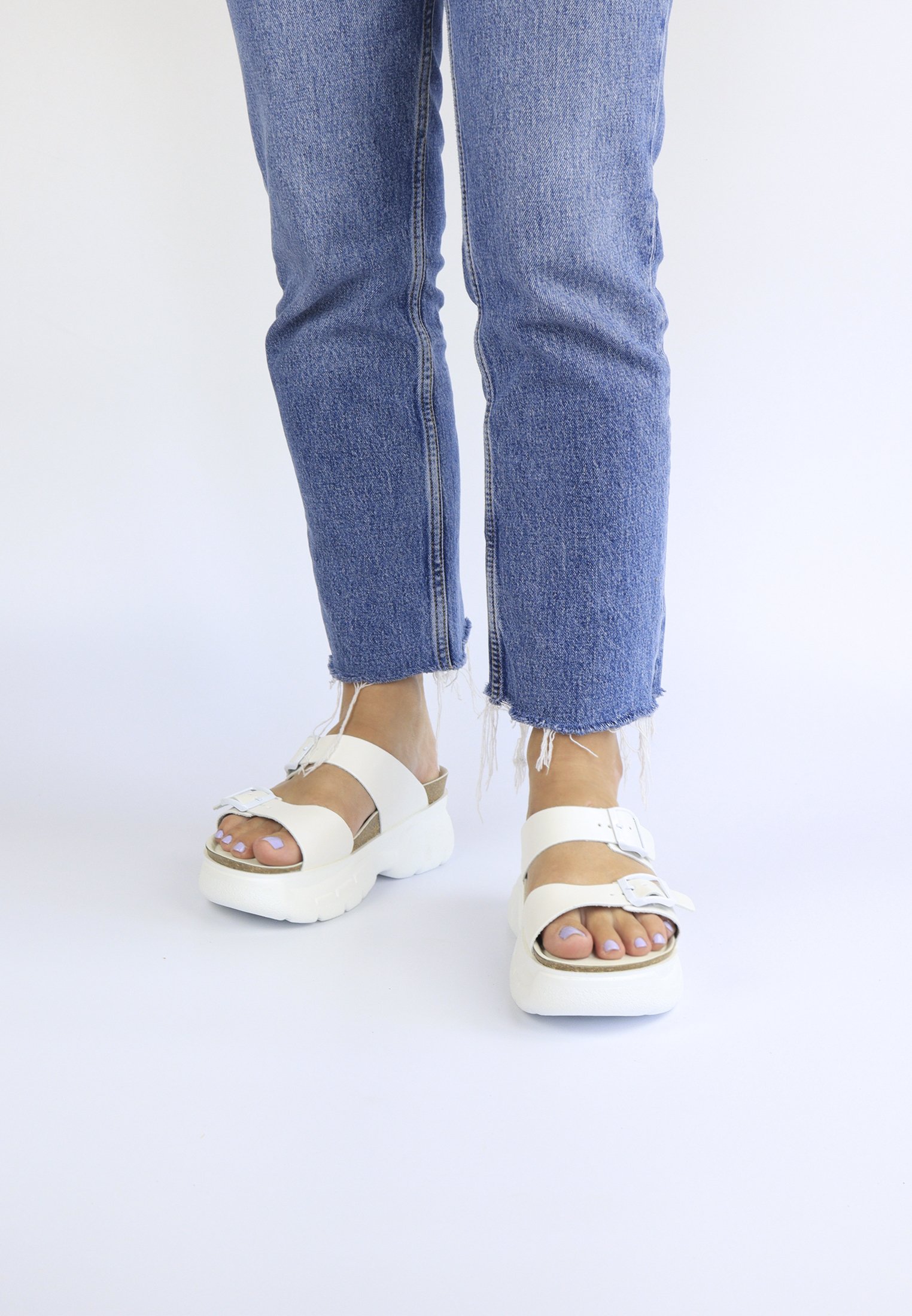 90s platform sandals white