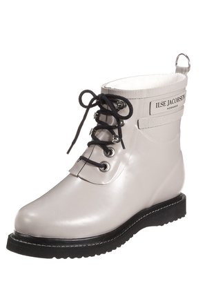 RUB2 - Winter boots - atmosphere
