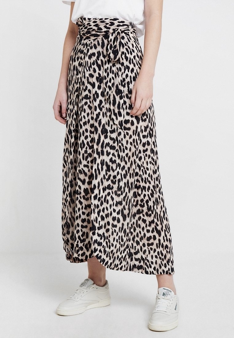 Maxi Skirt Leopard Print Skirt Forever New Forever New Wrap Skirt Multi-coloured (Pre-owned)