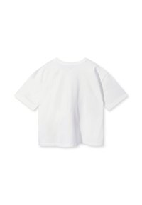 T-shirt bianco in cotone con maniche corte, collo rotondo e vestibilità rilassata. Tessuto liscio, senza motivi visibili o dettagli sul retro.