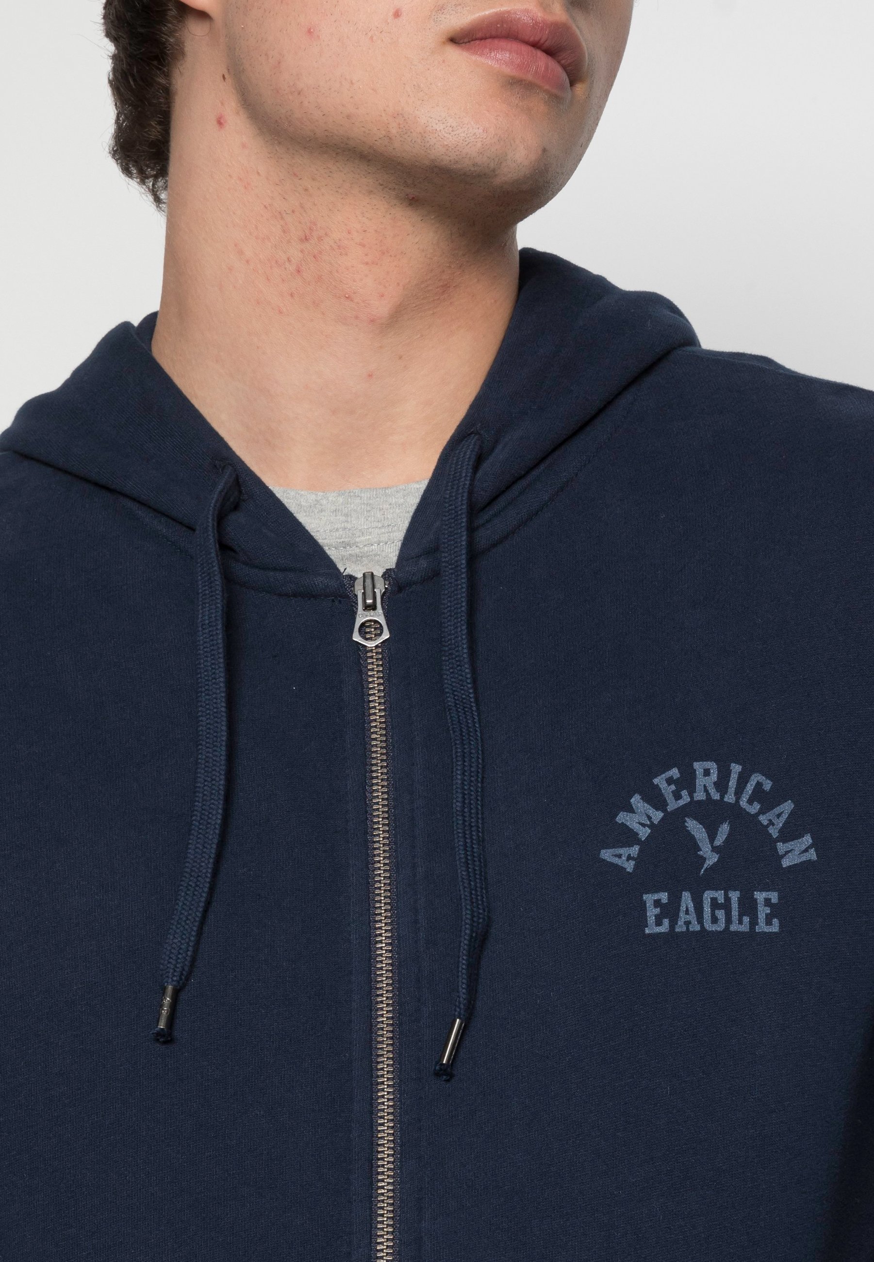 american eagle zip up