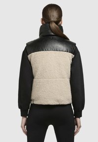 khujo JAMILA - Liivi - schwarz beige