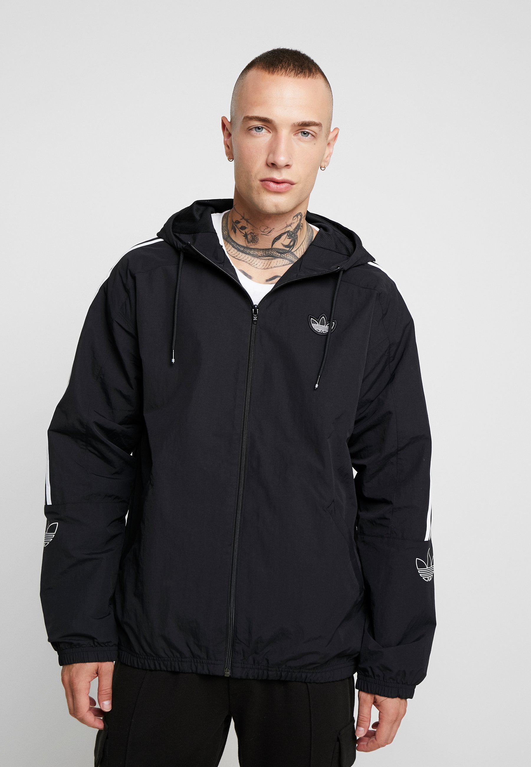 adidas Originals OUTLINE WINDBREAKER JACKET Leichte Jacke adidas Originals OUTLINE WINDBREAKER JACKET Leichte Jacke