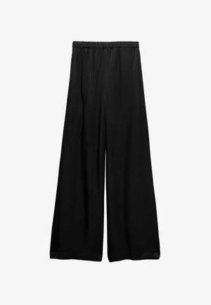 Zwarte broek met wijde pijpen, elastische tailleband, gladde stof, zonder zichtbare zakken of versieringen.