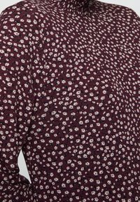PULL&BEAR Vapaa-ajan mekko - bordeaux