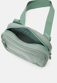 Jordan JAW ALPHA CAMERA BAG - Torba preko tijela - jade smoke