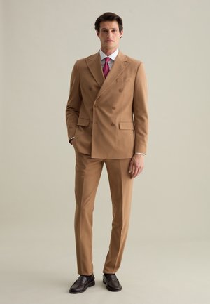 PIOMBO OUTFIT - Costume - light tobacco brown