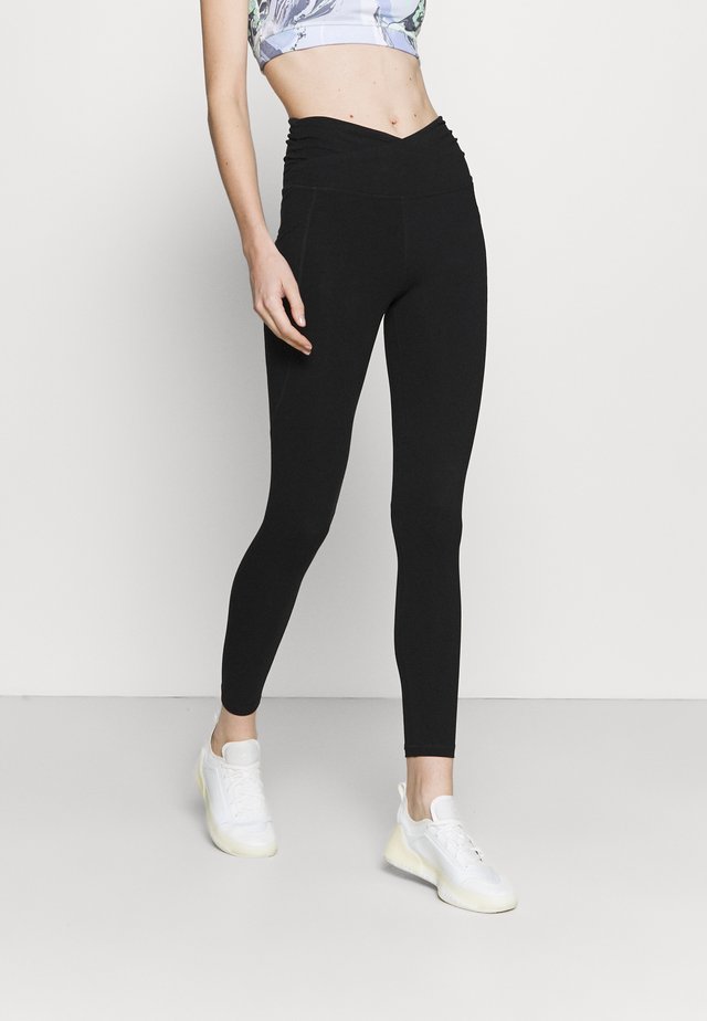 HIGH WAIST 7/8 LEGGING CROSS OVER WAISTBAND AND POCKETS - Collants - black
