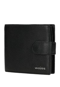 Portafoglio in pelle nera con finitura testurizzata, design bifold e chiusura a scatto. Presenta un logo sulla parte anteriore e una forma compatta.