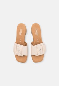 Gabor Comfort Clogs - white