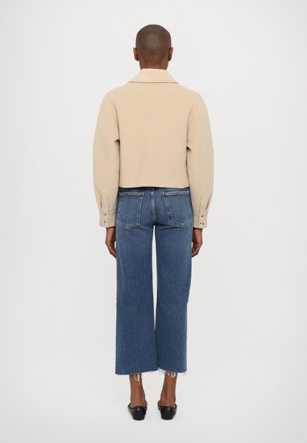 SYANA - Light jacket - light camel2