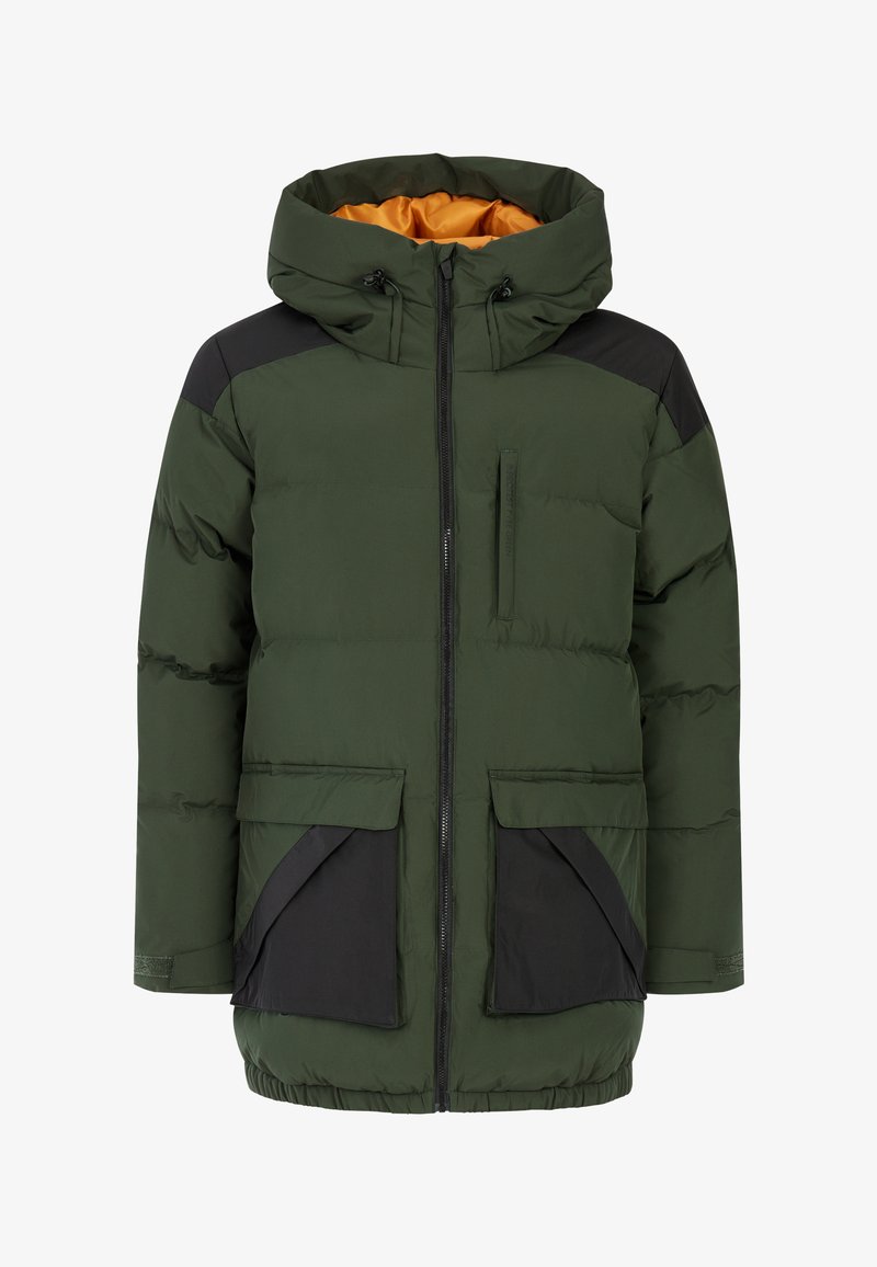 Zelená pufová bunda s kapucňou, čiernymi akcentmi, predným zipsom a dvomi veľkými prednými vreckami. Interiér podšitý jasne oranžovou farbou.