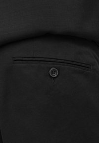 Jack & Jones PREMIUM JPSTKANE JJOTIS LINEN BLEND CHINO - Auduma bikses - black