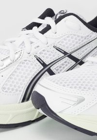 ASICS SportStyle GEL 1130 - Joggesko - white/midnight