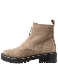 Even&Odd Kotníkové boty na platformě - khaki