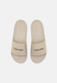 Calvin Klein CHUNKY POOL SLIDE - Mules - feather gray