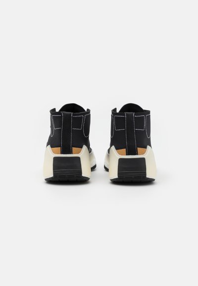 adidas by Stella McCartney ASMC TREINO MID - Sapatilha de treino - core black/cloud white/offwhite