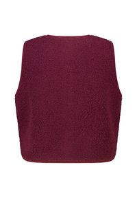 Haut sans manches bordeaux en tissu polaire texturé, avec un col arrondi et un ourlet droit, sans fermetures visibles.