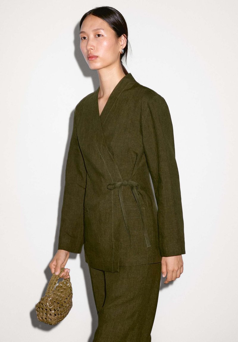 Massimo Dutti - - Kurtka wiosenna, Powiększ