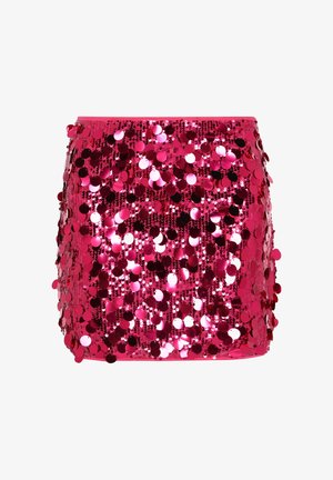 Pink mininederdel med palietter og tætsiddende design, dækket af skinnende runde palietter, der reflekterer lys og skaber et tekstureret udseende.