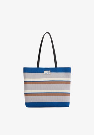 Gestreepte draagtas met blauwe, grijze, crèmekleurige en bruine horizontale banden, zwarte handgrepen en een klein logo van een palmboom vlak bij het bovenste midden.