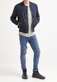 Jack & Jones Sudadera - white