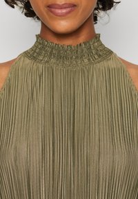 Samsøe Samsøe UMA DRESS - Koktélruha / Partiruha - dusty olive